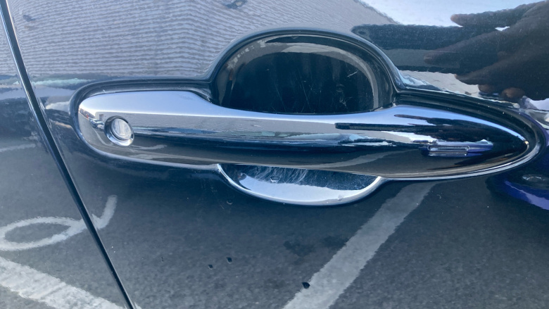 Toyota Prius 2.0 PHEV Design 5dr CVT Hatchback